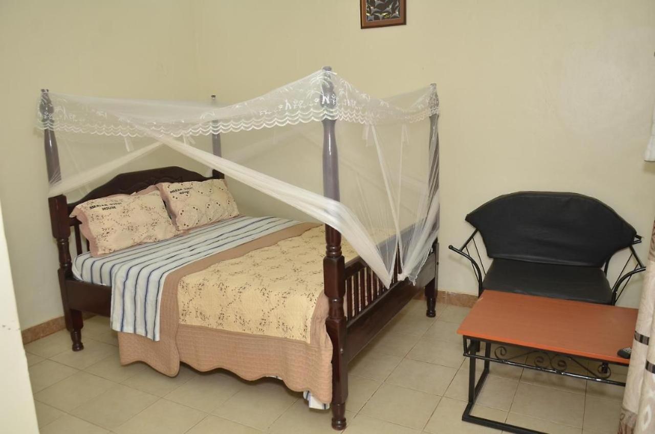 Merian Gardens And Guest House Mukono Town Exterior foto